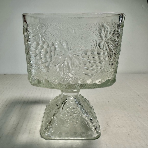 Indiana Glass Clear Raised Harvest Grape Design Square Pedestal Candy Dish - Picture 2 of 12